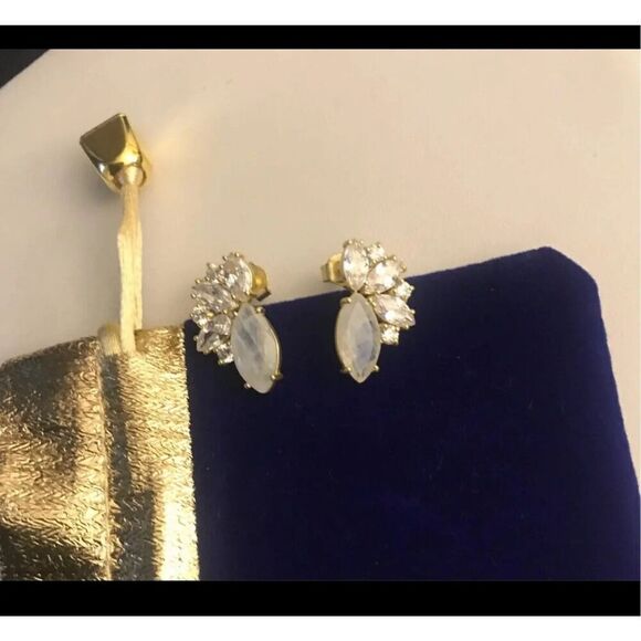 Stunning New Genuine Ethiopian Opal & White Sapphire Gemstone Stud Earrings - Picture 1 of 3